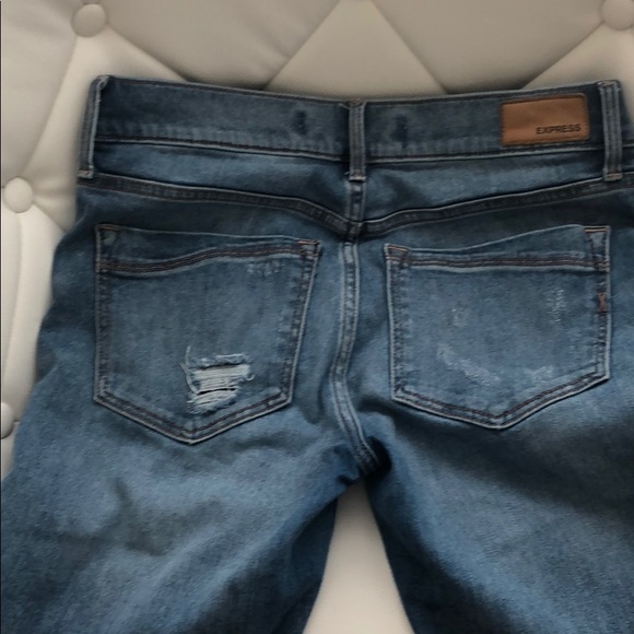 Cropped distressed jeans - Picture 4 of 5